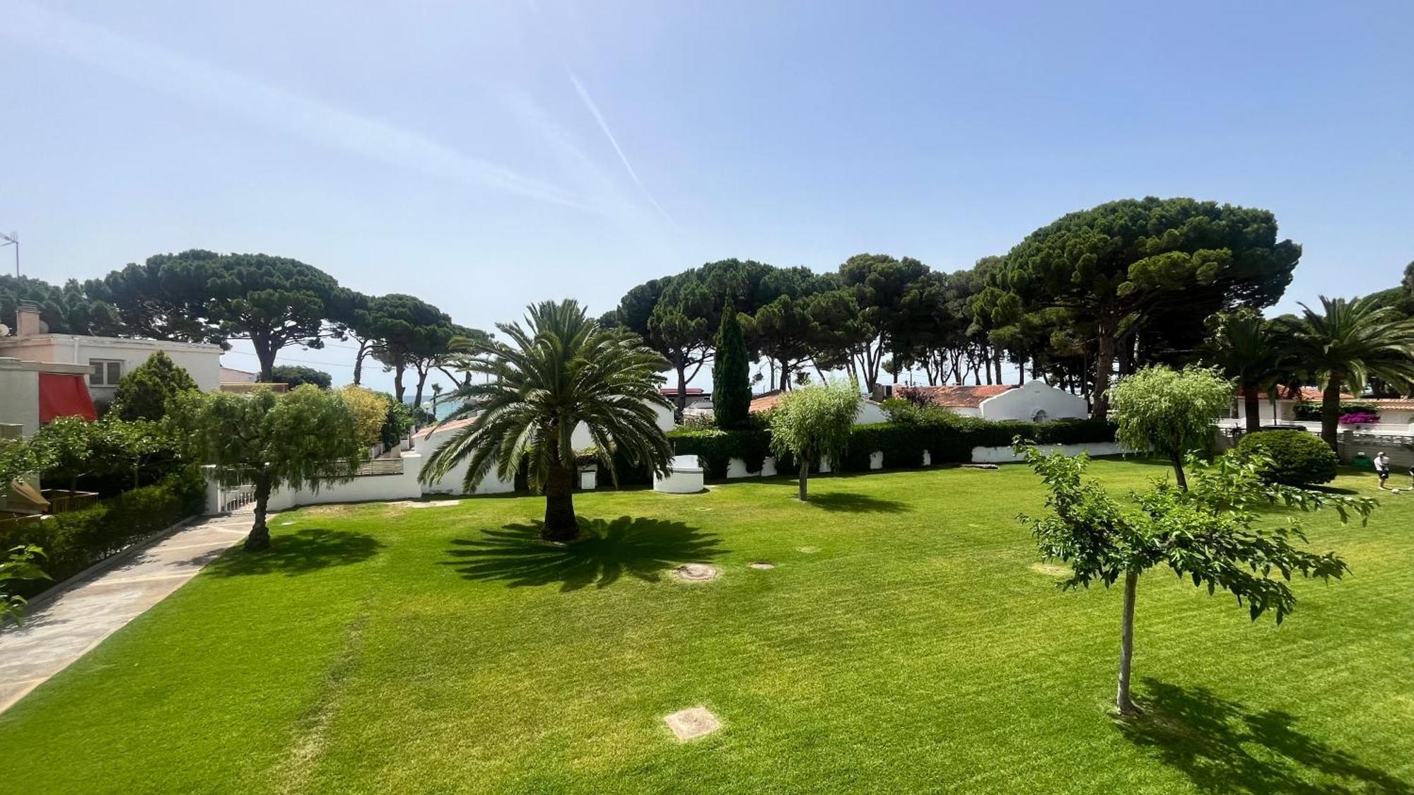 Residencia Beach Cambrils Exterior photo